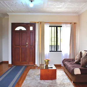 Casa Miraflores Ecuador