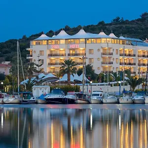 Hotel Sisus Marina ****